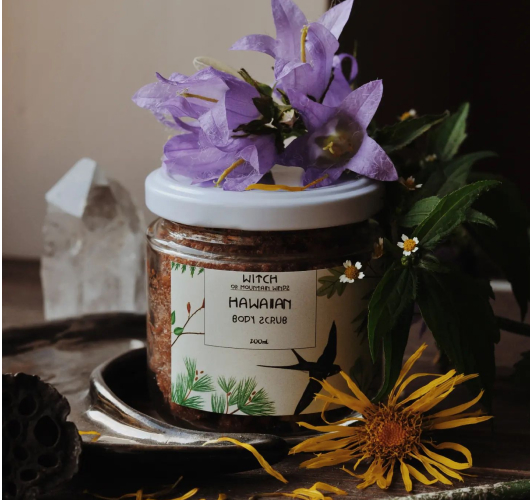 Hydrophilic oil